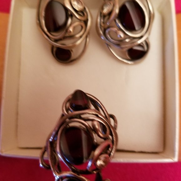 Matching Set - Earrings and Ring - Picture 2 of 2